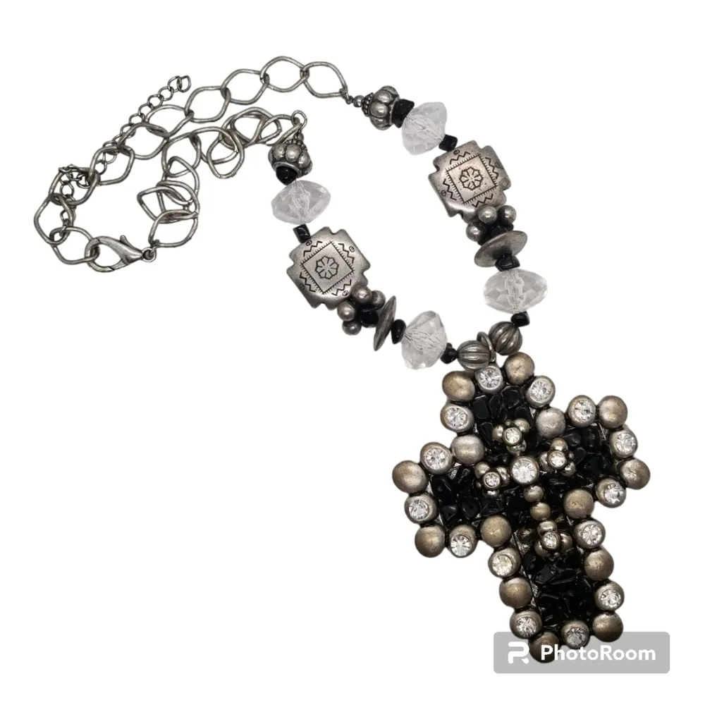 VINTAGE  BLACK ONYX & GLASS RHINESTONE LARGE SOUTHWEST CROSS PENDANT NECKLACE